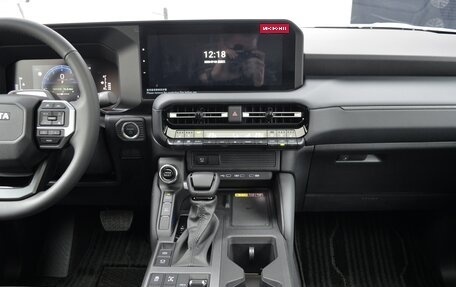 Toyota Land Cruiser Prado, 2024 год, 11 150 000 рублей, 31 фотография