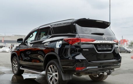 Toyota Fortuner II, 2018 год, 3 100 000 рублей, 7 фотография