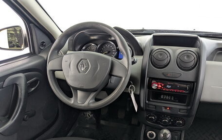 Renault Duster I рестайлинг, 2015 год, 850 000 рублей, 23 фотография