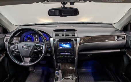 Toyota Camry, 2016 год, 2 050 000 рублей, 16 фотография
