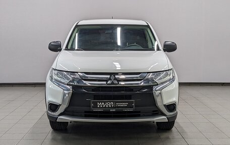 Mitsubishi Outlander III рестайлинг 3, 2015 год, 1 600 000 рублей, 22 фотография