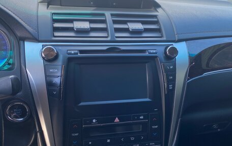 Toyota Camry, 2017 год, 2 380 000 рублей, 13 фотография
