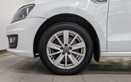 Volkswagen Polo VI (EU Market), 2018 год, 1 100 000 рублей, 10 фотография