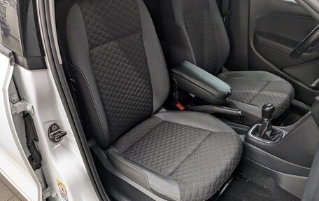 Volkswagen Polo VI (EU Market), 2018 год, 1 100 000 рублей, 11 фотография