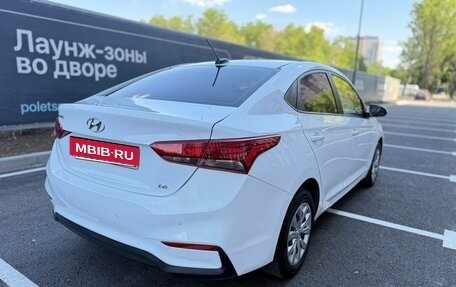 Hyundai Solaris II рестайлинг, 2019 год, 1 085 000 рублей, 11 фотография