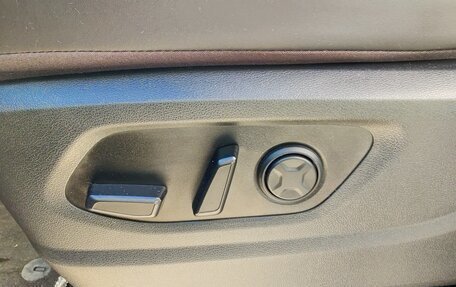 Hyundai Staria, 2022 год, 5 700 000 рублей, 29 фотография