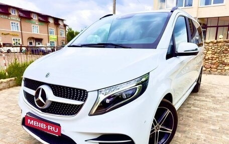 Mercedes-Benz V-Класс, 2019 год, 5 650 000 рублей, 14 фотография