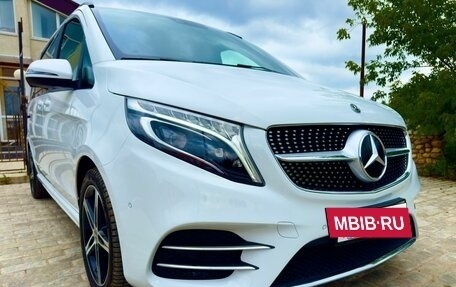 Mercedes-Benz V-Класс, 2019 год, 5 650 000 рублей, 6 фотография