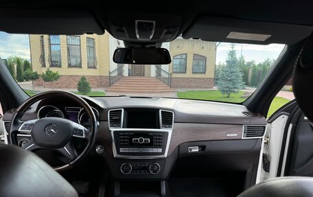 Mercedes-Benz M-Класс, 2012 год, 2 500 000 рублей, 11 фотография