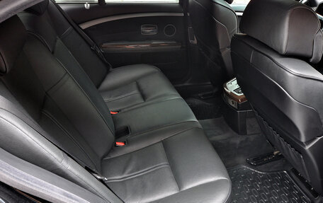 BMW 7 серия, 2004 год, 1 500 000 рублей, 22 фотография