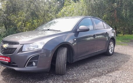 Chevrolet Cruze II, 2013 год, 680 000 рублей, 2 фотография