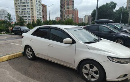 KIA Cerato III, 2010 год, 950 000 рублей, 2 фотография