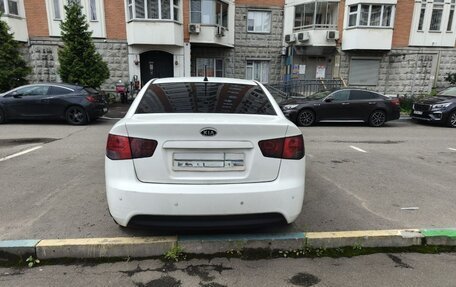 KIA Cerato III, 2010 год, 950 000 рублей, 3 фотография