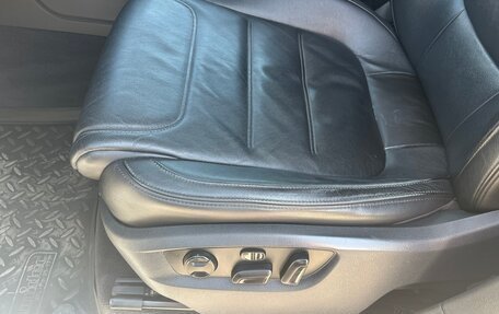 Volkswagen Touareg III, 2012 год, 2 000 000 рублей, 9 фотография