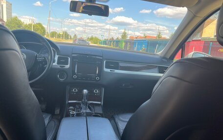 Volkswagen Touareg III, 2012 год, 2 000 000 рублей, 10 фотография