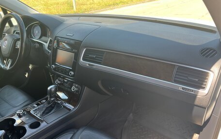 Volkswagen Touareg III, 2012 год, 2 000 000 рублей, 8 фотография