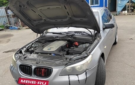 BMW 5 серия, 2005 год, 975 000 рублей, 2 фотография
