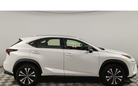 Lexus NX I, 2019 год, 3 050 000 рублей, 4 фотография