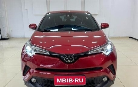 Toyota C-HR I рестайлинг, 2021 год, 1 990 000 рублей, 1 фотография