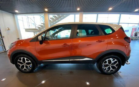 Renault Kaptur I рестайлинг, 2017 год, 1 233 000 рублей, 6 фотография