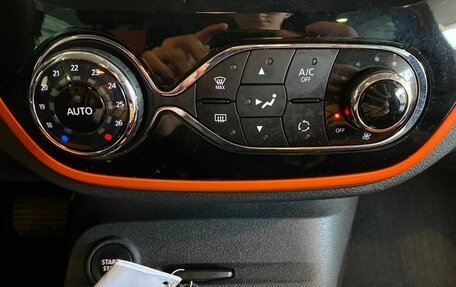 Renault Kaptur I рестайлинг, 2017 год, 1 233 000 рублей, 15 фотография