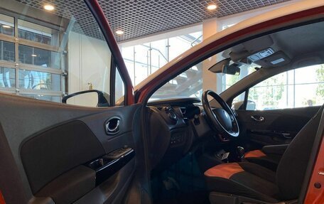 Renault Kaptur I рестайлинг, 2017 год, 1 233 000 рублей, 20 фотография
