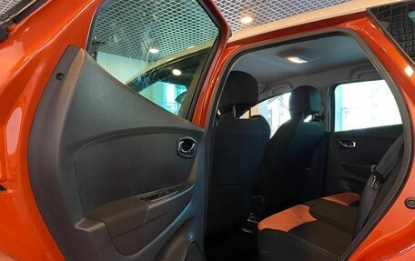 Renault Kaptur I рестайлинг, 2017 год, 1 233 000 рублей, 23 фотография