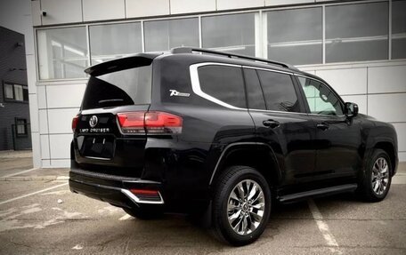 Toyota Land Cruiser, 2022 год, 12 100 000 рублей, 5 фотография