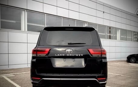 Toyota Land Cruiser, 2022 год, 12 100 000 рублей, 4 фотография