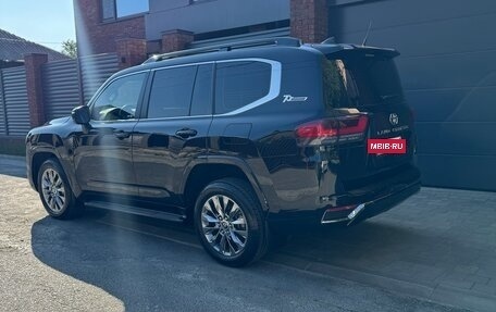 Toyota Land Cruiser, 2022 год, 12 100 000 рублей, 20 фотография