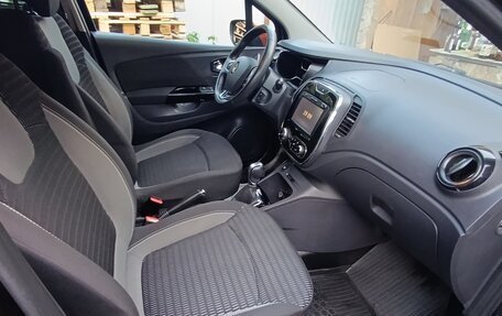 Renault Kaptur I рестайлинг, 2017 год, 1 350 000 рублей, 29 фотография