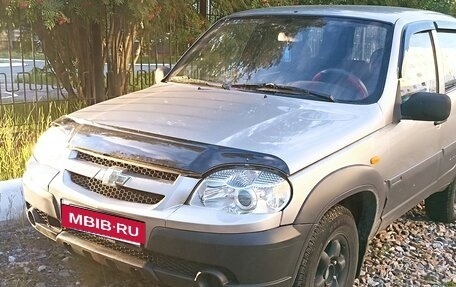 Chevrolet Niva I рестайлинг, 2009 год, 400 000 рублей, 2 фотография