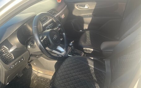 KIA Rio IV, 2018 год, 1 400 000 рублей, 7 фотография
