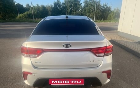 KIA Rio IV, 2018 год, 1 400 000 рублей, 4 фотография