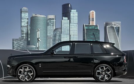 Rolls-Royce Cullinan, 2025 год, 83 000 000 рублей, 7 фотография