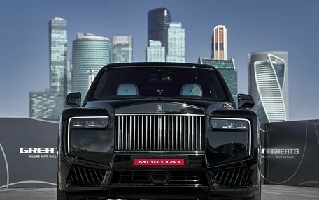 Rolls-Royce Cullinan, 2025 год, 83 000 000 рублей, 2 фотография