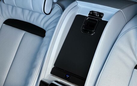 Rolls-Royce Cullinan, 2025 год, 83 000 000 рублей, 31 фотография