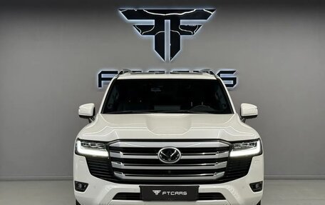 Toyota Land Cruiser, 2022 год, 10 500 000 рублей, 3 фотография