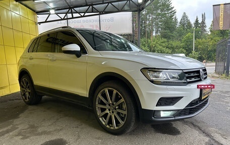 Volkswagen Tiguan II, 2017 год, 2 249 000 рублей, 3 фотография