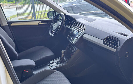 Volkswagen Tiguan II, 2017 год, 2 249 000 рублей, 18 фотография