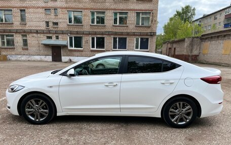Hyundai Elantra VI рестайлинг, 2016 год, 1 450 000 рублей, 3 фотография