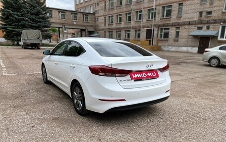 Hyundai Elantra VI рестайлинг, 2016 год, 1 450 000 рублей, 4 фотография