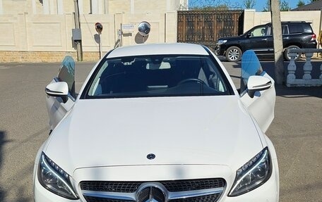 Mercedes-Benz C-Класс, 2017 год, 2 850 000 рублей, 6 фотография