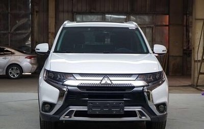 Mitsubishi Outlander III рестайлинг 3, 2021 год, 2 680 000 рублей, 1 фотография