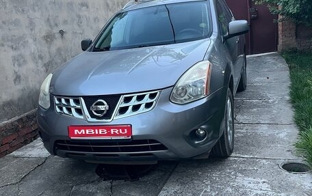 Nissan Rogue I, 2012 год, 1 100 000 рублей, 1 фотография