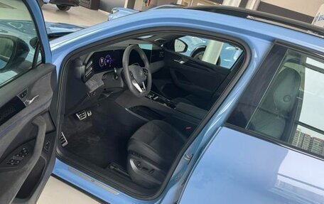 Volkswagen Tiguan, 2024 год, 3 943 000 рублей, 7 фотография