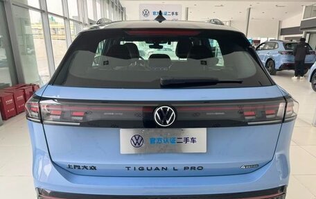 Volkswagen Tiguan, 2024 год, 3 943 000 рублей, 6 фотография