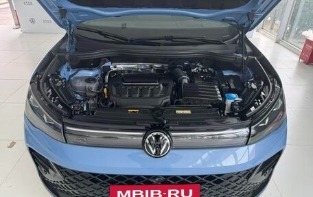 Volkswagen Tiguan, 2024 год, 3 943 000 рублей, 9 фотография
