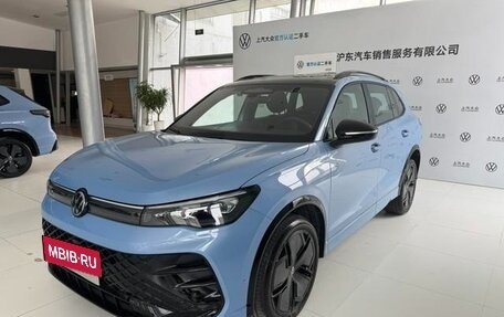 Volkswagen Tiguan, 2024 год, 3 943 000 рублей, 2 фотография