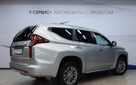 Mitsubishi Pajero Sport III рестайлинг, 2021 год, 3 290 000 рублей, 3 фотография